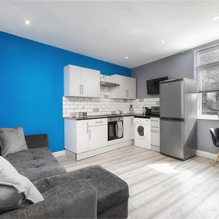 Stockton Town Centre Studio Apartments Free Parking And Wi-Fi Екстер'єр фото