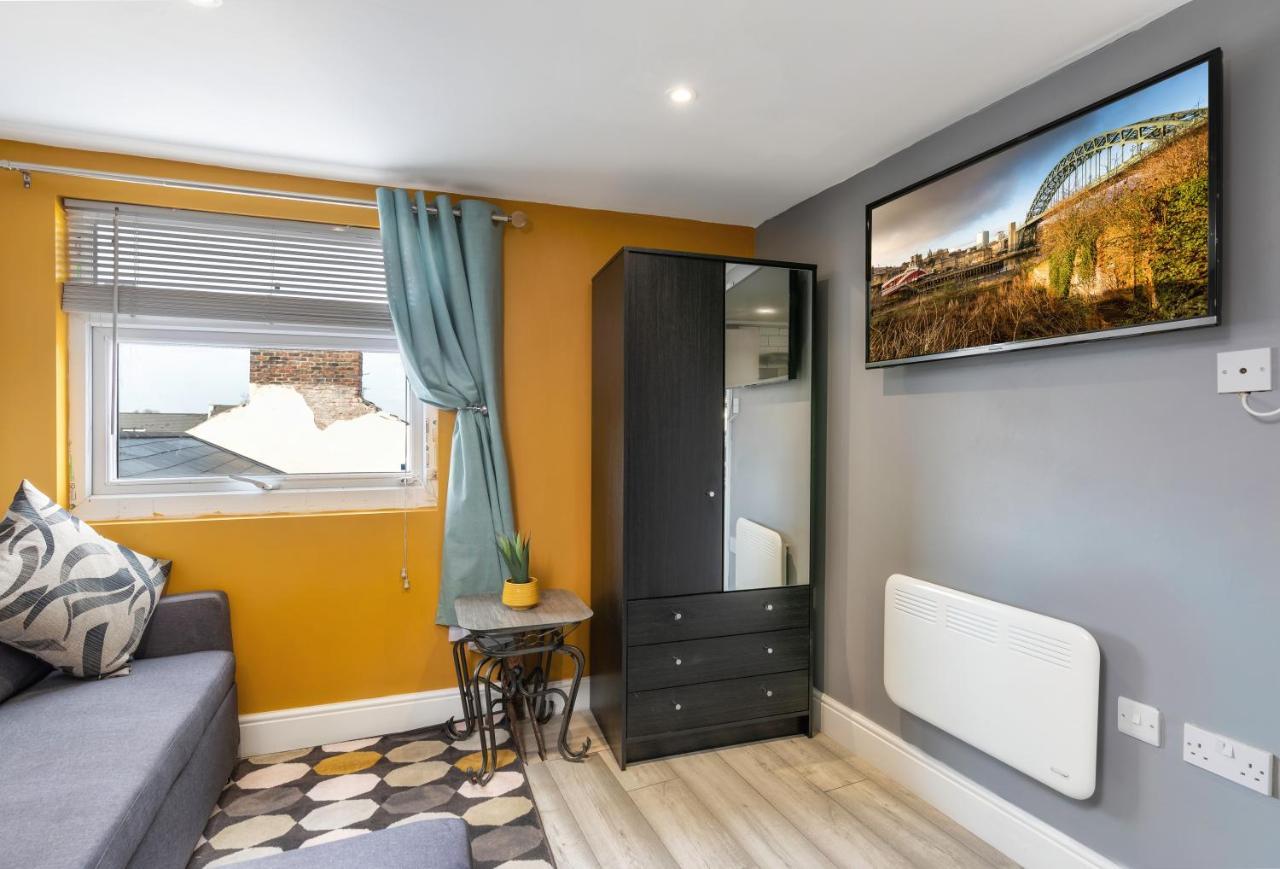 Stockton Town Centre Studio Apartments Free Parking And Wi-Fi Екстер'єр фото